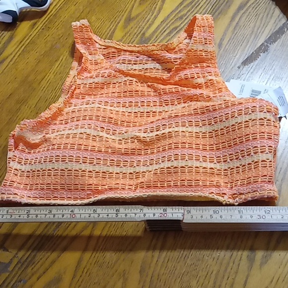 Volcom Bikini Top MEDIUM Beach Resort Cruisewear Swimwear Pool New - Picture 2 of 4